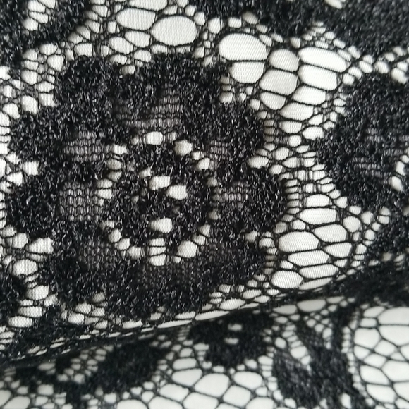 Womens special occasion dress - Picture 2 of 8